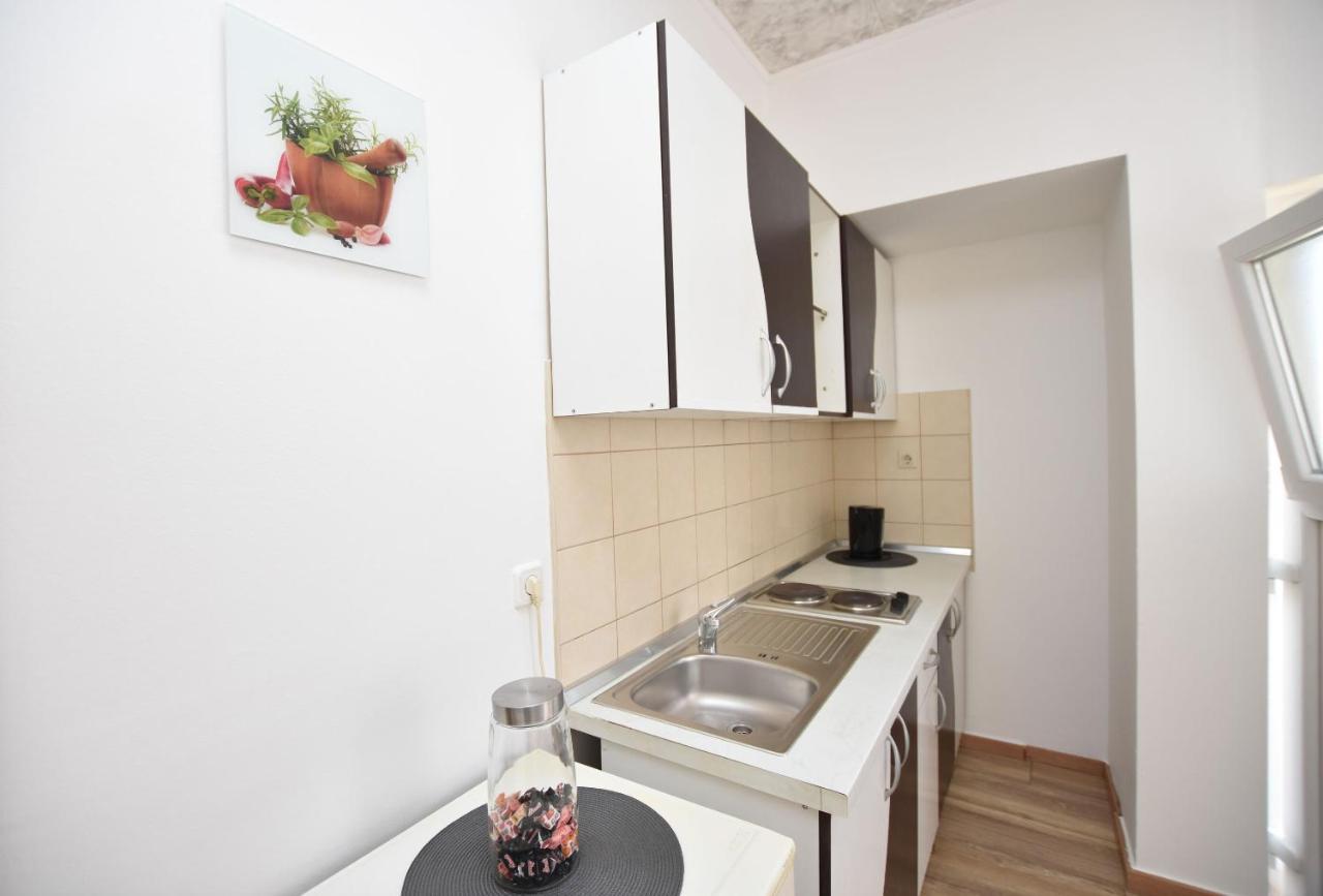 Apartments Atm Шибеник Экстерьер фото