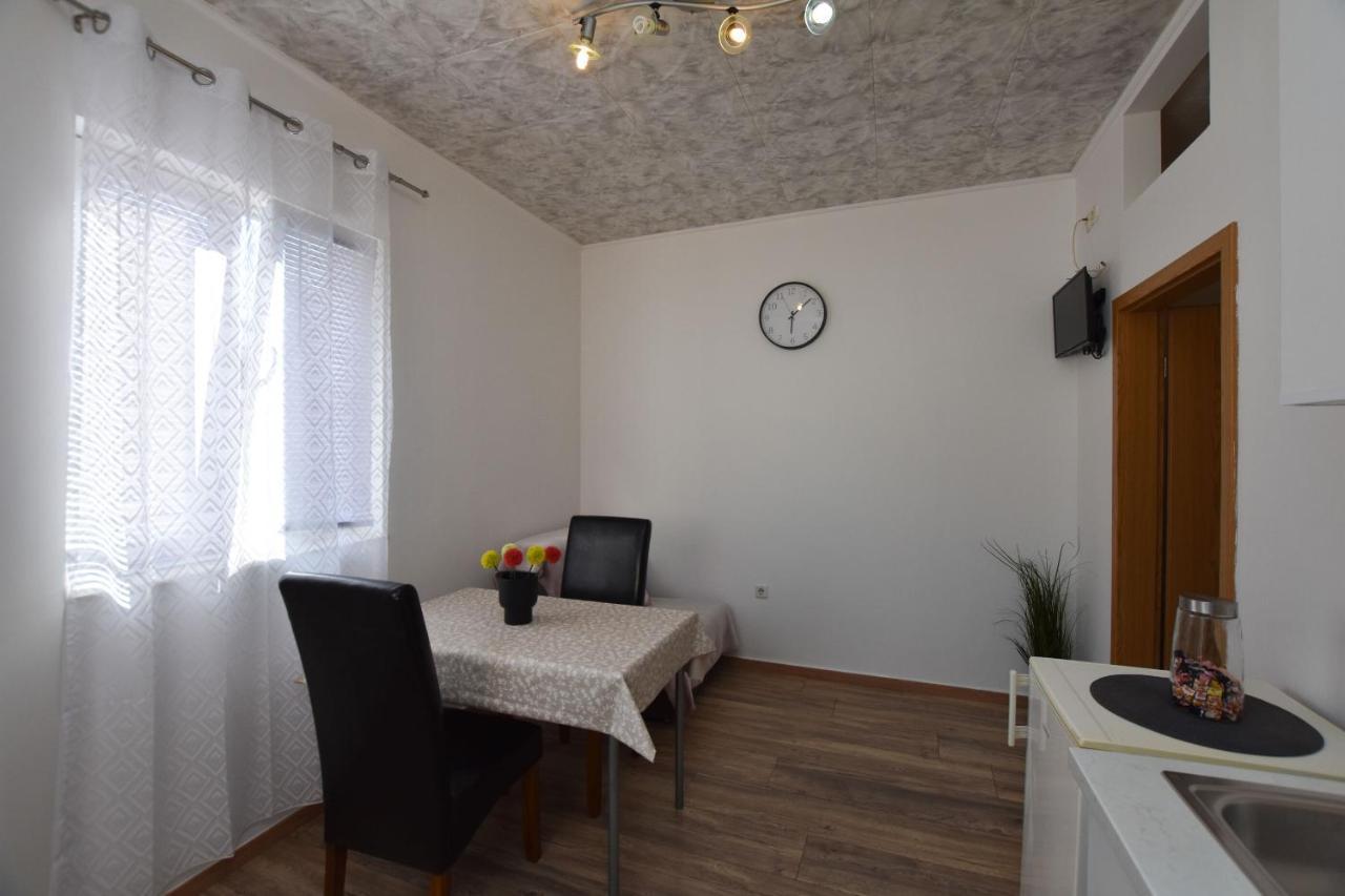Apartments Atm Шибеник Экстерьер фото